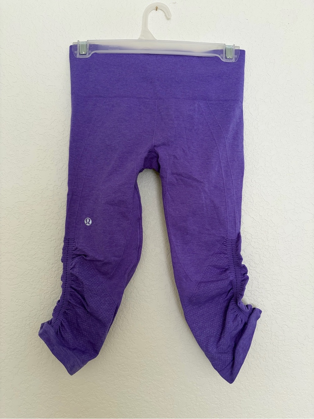 lululemon Athletica Purple Cropped Leggings